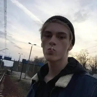 kmquy@Dylan